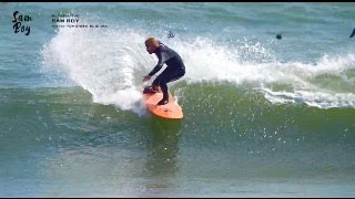 小波もオンショアでもサーフィン楽しめるマジックボードSAMBOYは