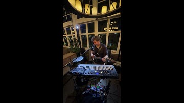 This guy is insane in Napa #rc600 #livelooping