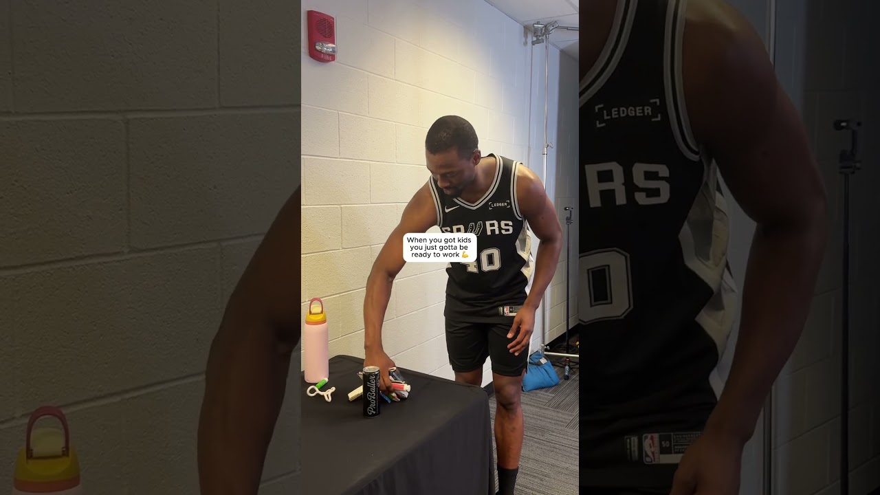They tried their best 🤣 #spurs #nba #sanantonio #girlgrip