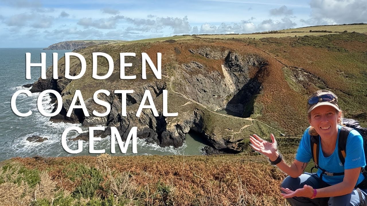 Pembrokeshire Coastal Path | Ceibwr Bay to Pwll y Wrach Walk