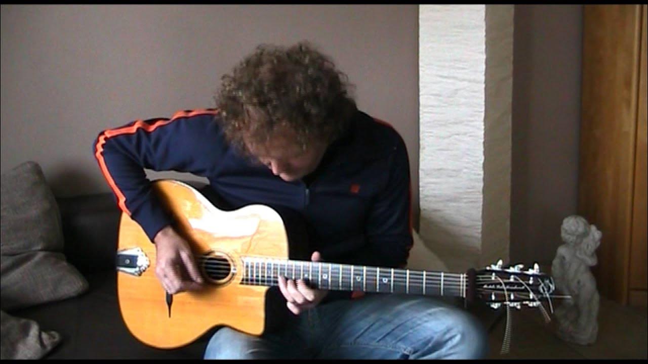 Alexander Espinosa plays Midnight in Paris - Movie Theme Song (Bistro Fada by Stephane Wrembel) Alexander Espinosa plays Midnight in Paris - Movie Theme Song (Bistro Fada by Stephane Wrembel)