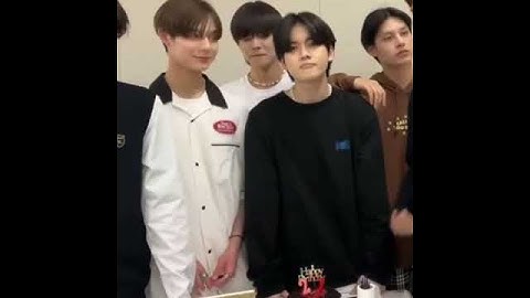 telepathy mission to eat the cake 😂 #traineea #kpoptrainee #jj #sangwon #shorts