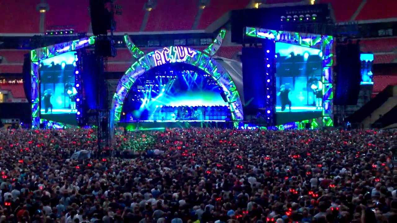 AC/DC : WEMBLEY 2015 : SIN CITY : CROWD CAM EDIT - YouTube