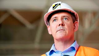 Famous NT Chief Minister defends chief of staff sacking Profile