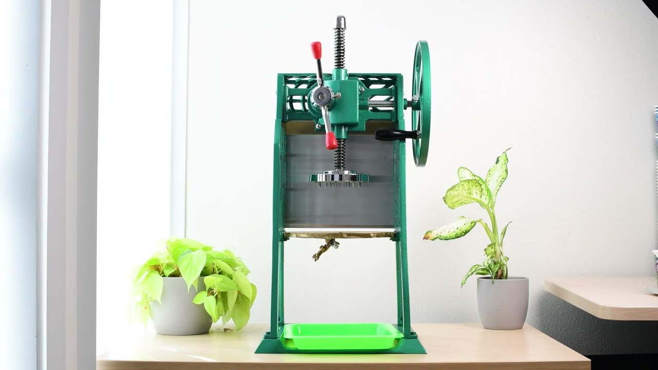 Fujimarca MC-711 Hand-Crank Block Shave Ice Machine