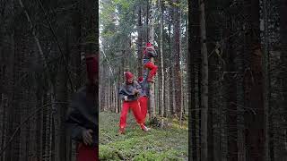 Luukku 8: Sirkus Kolmen Koplan JOULUKALENTERI
