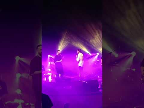 דניאל רווח שר אבא נשמה בהופעה עם מאור אדרי 