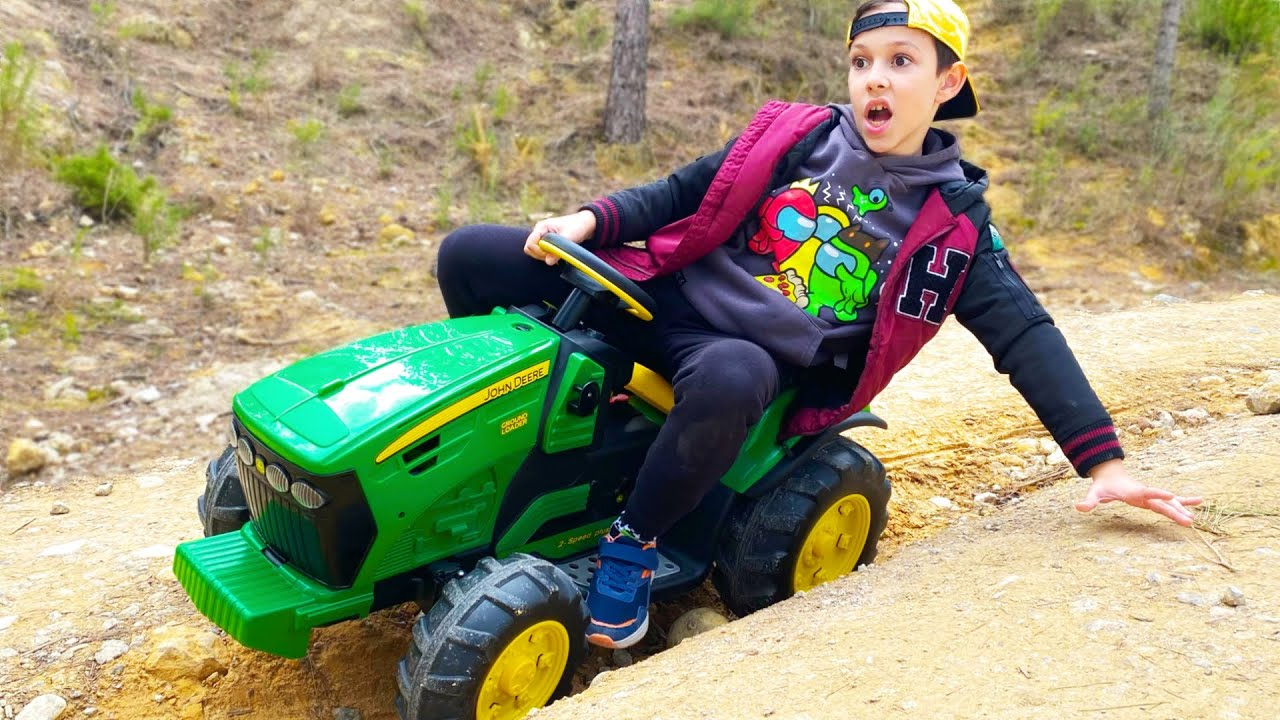 Funny Tema Ride on mini Tractor Kids Tractor Stuck in mud Cartoon