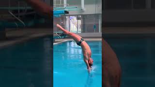Sam Fricker diving