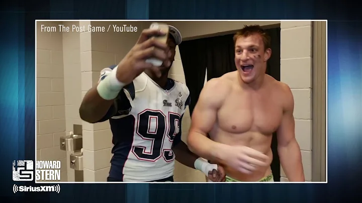 Tom Brady Talks Showering With His Teammates and R...