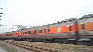20151017：138次（屏東→經山線→七堵，PPE1000）自強號，民雄站通過