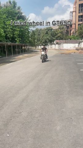 Finally wheelie pop kar diya continental 650 gt pe(1st attempt)🚀🥵🚀#short #wheeliebike #gt650