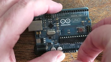 MegaPoints Servo Controller being operated from an Arduino