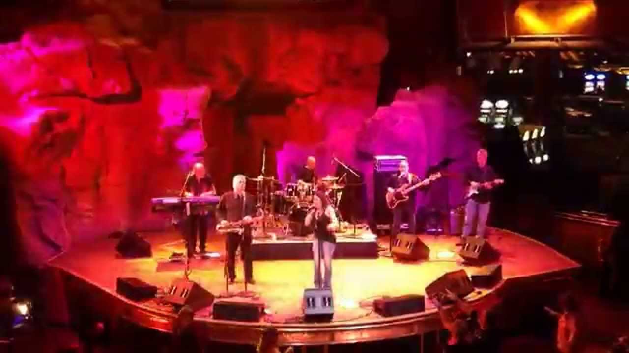 The Signature Band Mohegan Sun California Gurlz YouTube