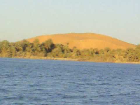   عين صالح ماء السبخة المتصاعد في الشتاء