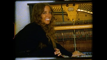 LP Giobbi - 'So Nice To Be In Love (with Mascolo)' (Official Visualizer)