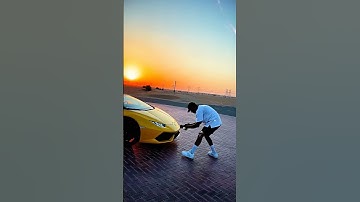 How I get cinematic shots without a gimbal | Filming cars Hand-held | Tips | Videographer in Dubai