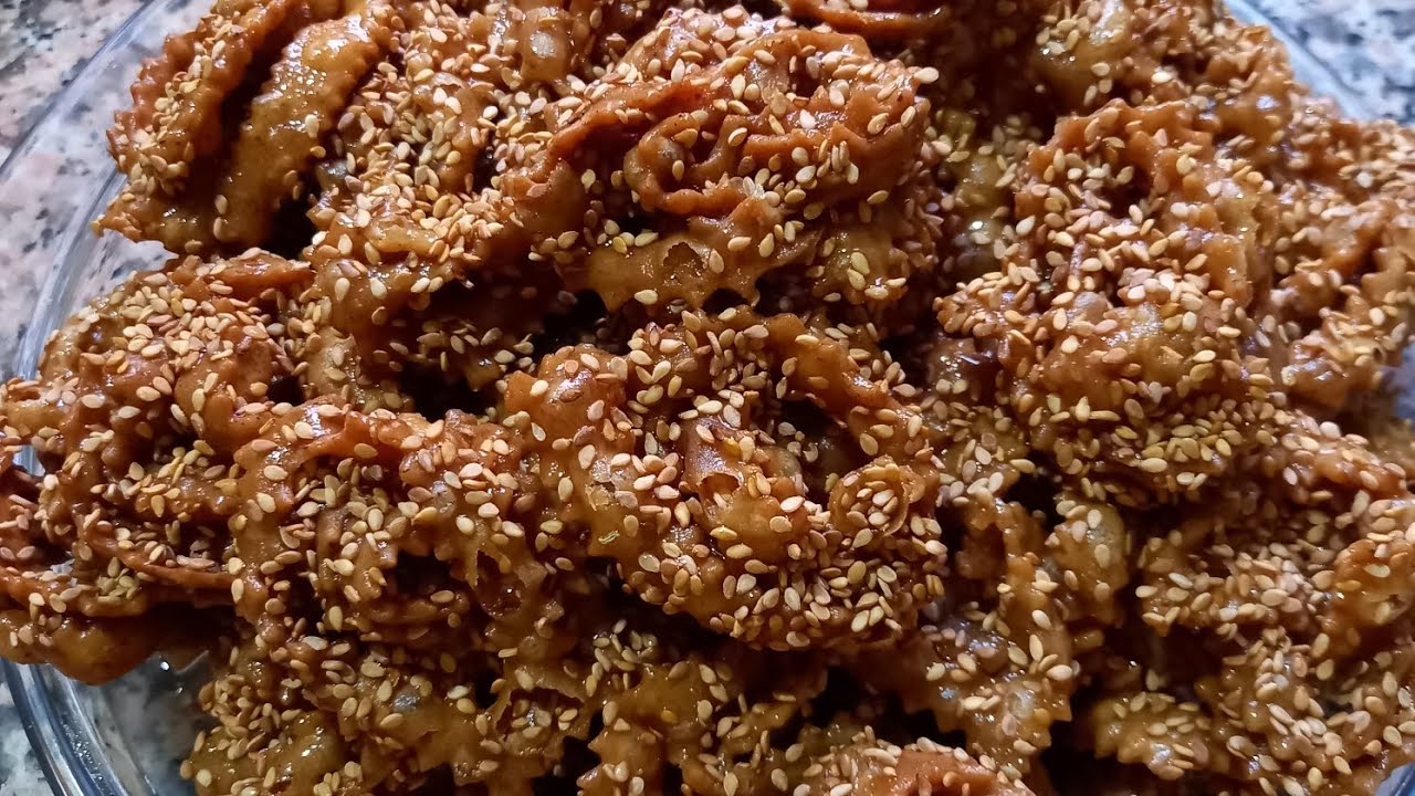 الشباكية سهلة مهلة اي واحد يقدر يديرها والبنت يا سلامممممم👌👌👌👌💯