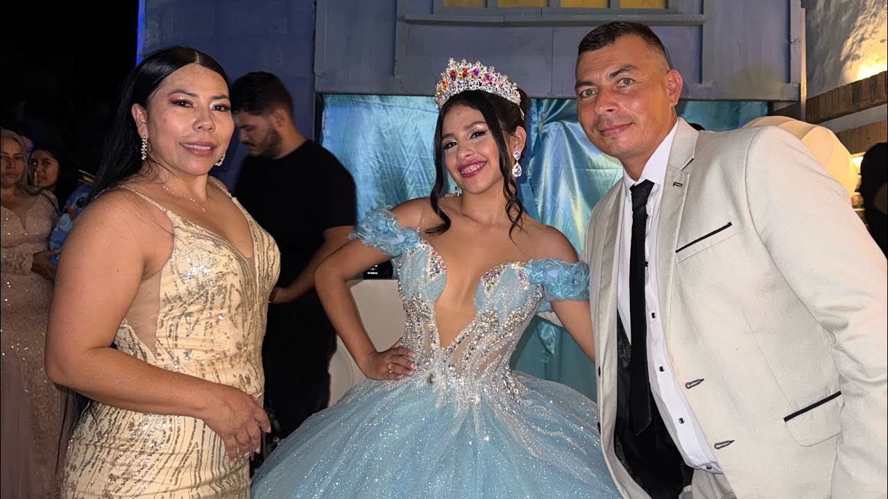 Cómo vivimos la gran celebración de los 15 años de Valentina Cerón ￼🤗😊🎉🎉🎊🎊#cumpleaños #quinceañera