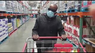 Shopping for groceries in Costco stores in Waldorf MD