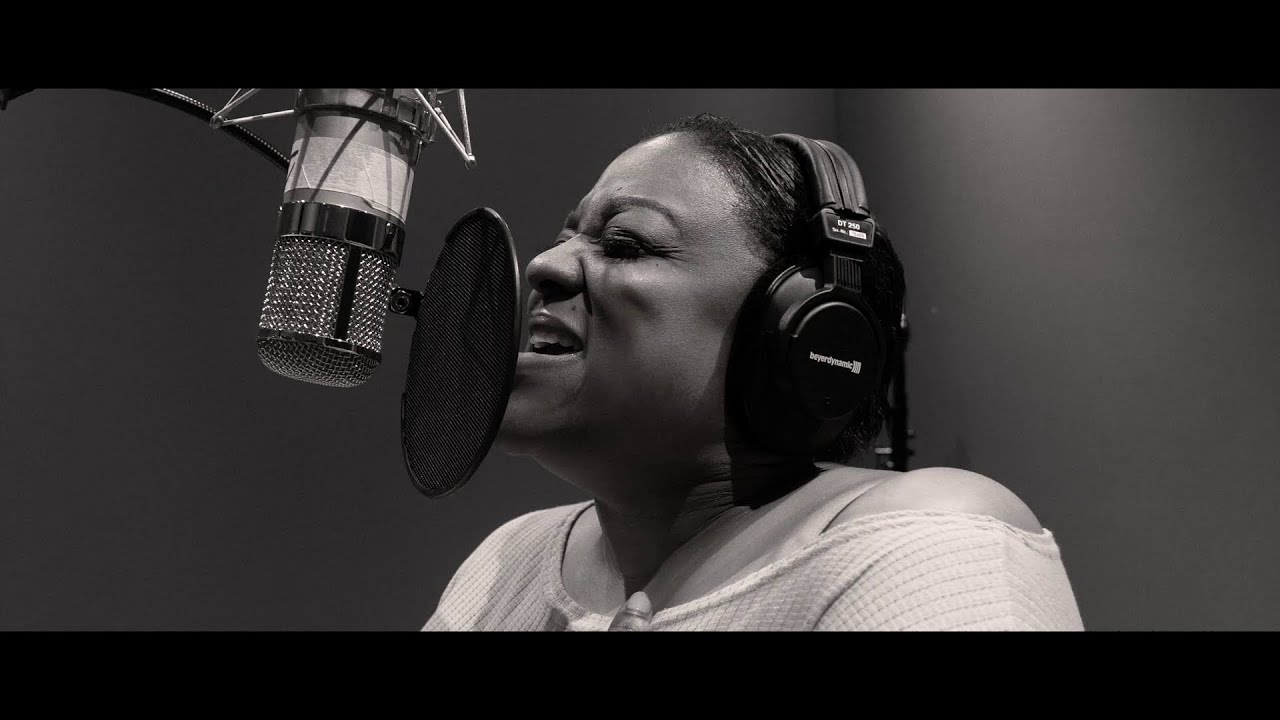 Rob Eckland Feat Vula - Beyond The Lights (official video)