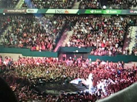 Beyoncé - Irreplaceble Ahoy 02-05-2009 - YouTube