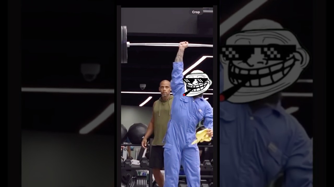 Cleaner vs bodybuilder gym prank 