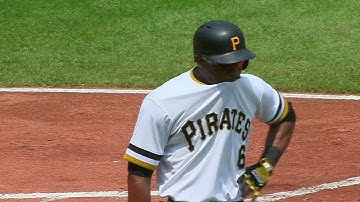 CLE@PIT: Marte leaves during at-bat with an injury