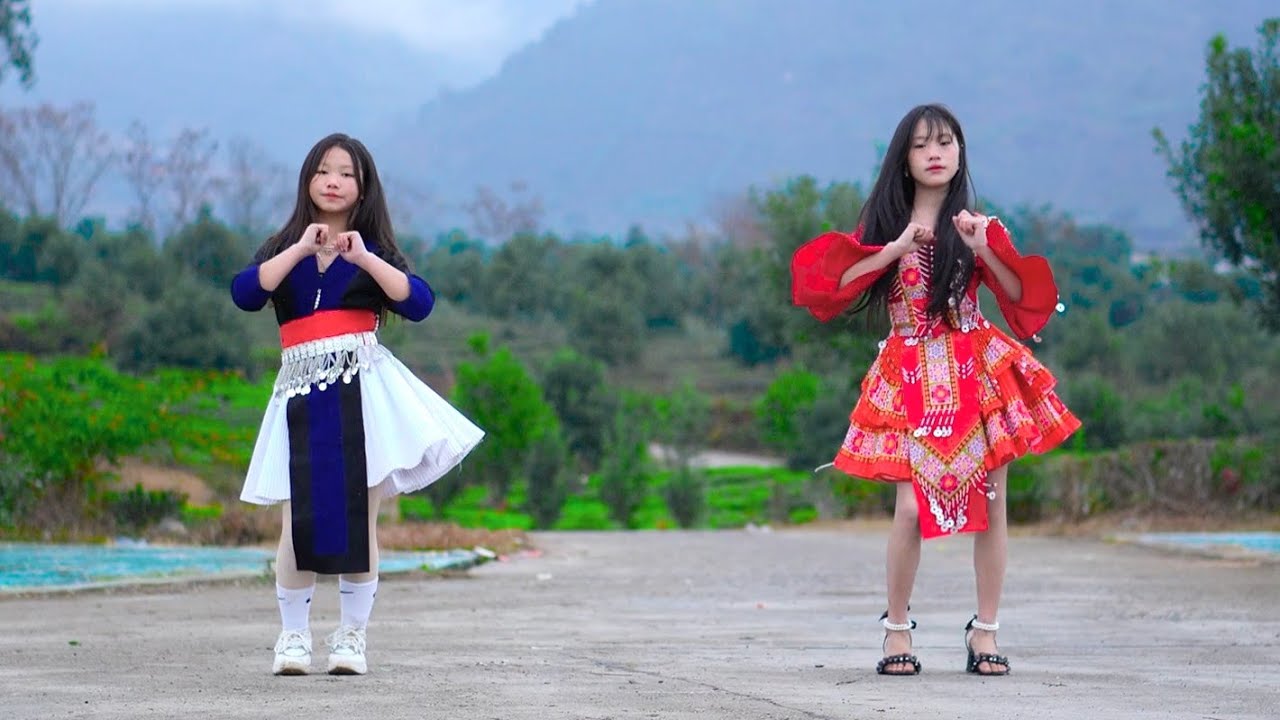 (Nraug Nas Remix) Nkauj Hmoob Hua Cưởm Seev Cev Haib Tshaj 2025 Team SK T