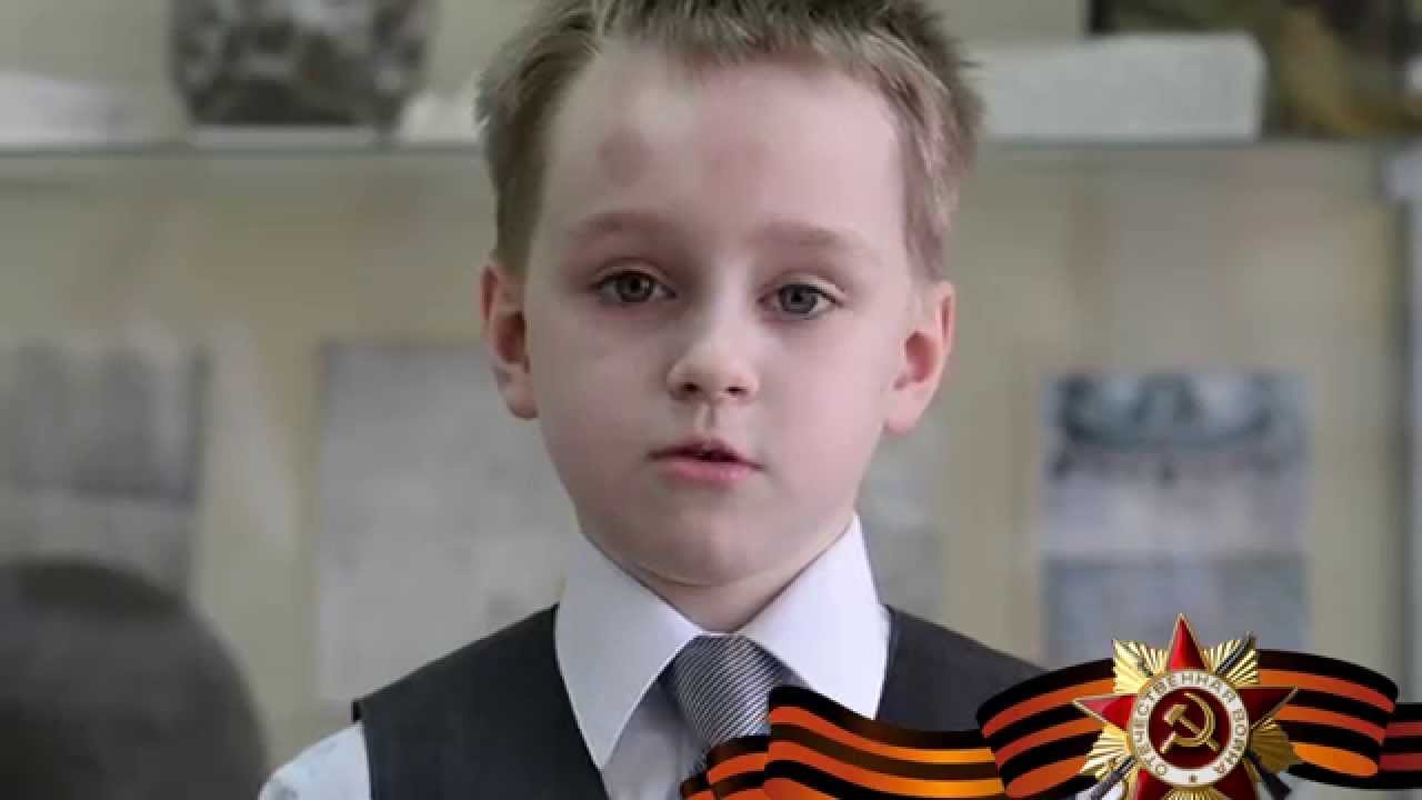 Юлия Друнина «И откуда вдруг берутся силы...» - YouTube