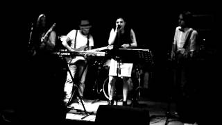 Hazal Avad - Sen Ona Aşıksın(Model Cover)
