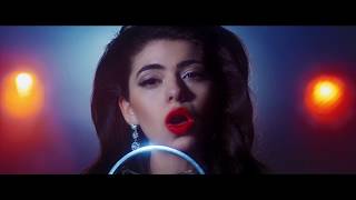Daddy's Money - Jackie Paladino Original