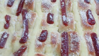 Pãozinho Cuca de Goiabada com Creme Confeiteiro