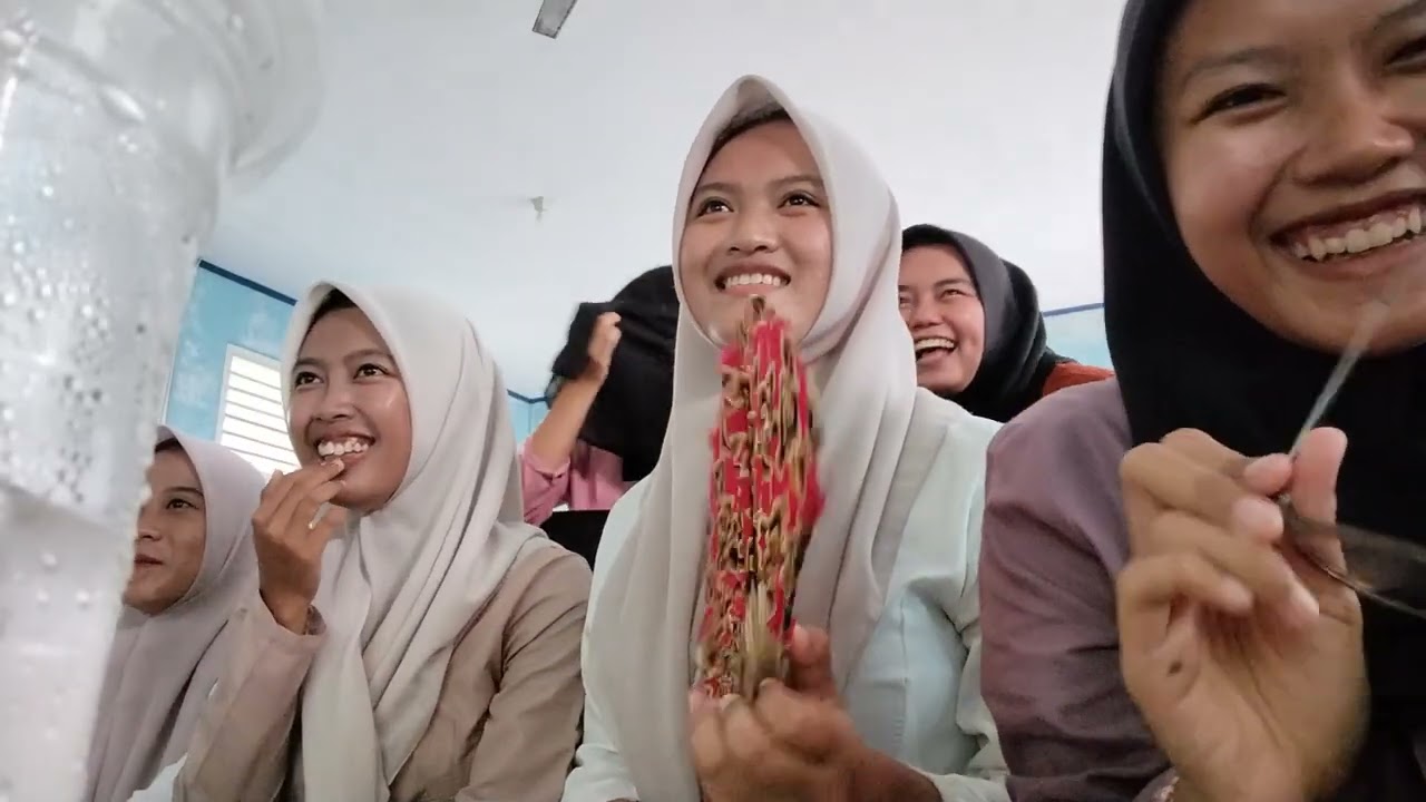 REACTION NONTON FILM KITA (FILM KELAS 11) 