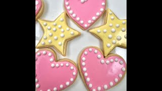 How to Flood Sugar Cookies with Royal Icing