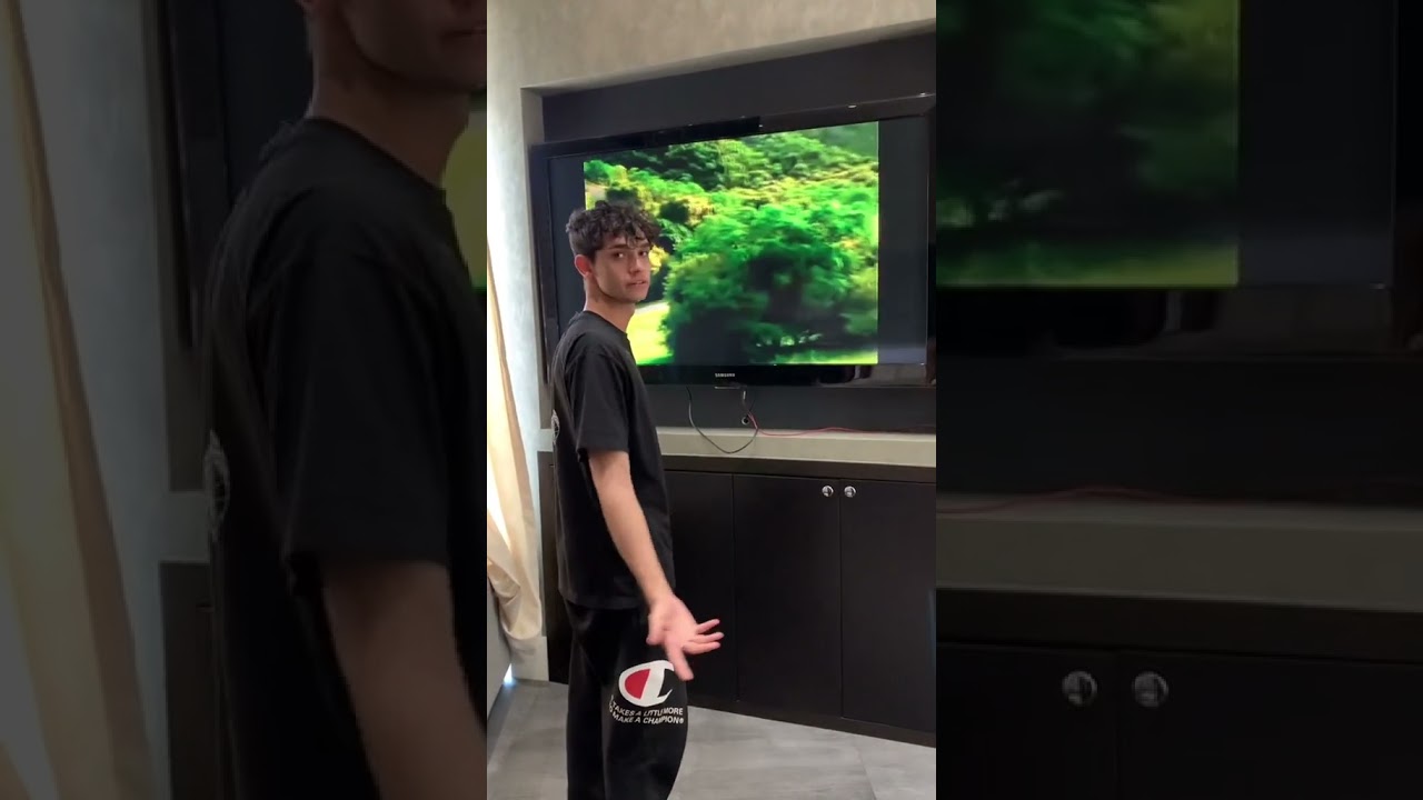 *JUMP SCARE WARNING* ??‍♂️
