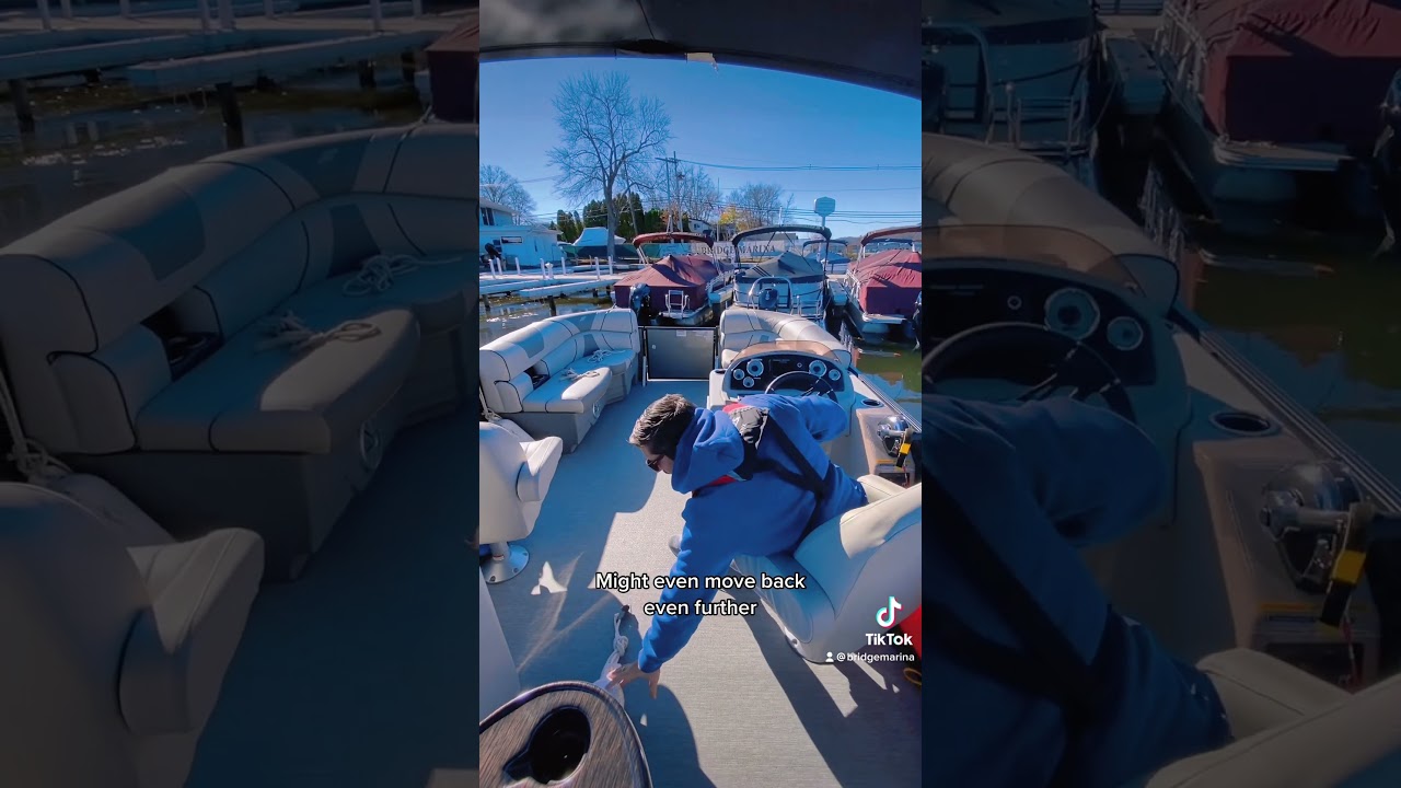 Bridge Marina Boating Demonstration: Pivot Points While Turning the Boat Around