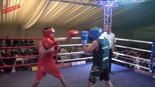 Anton Barrett v Pete Turner
