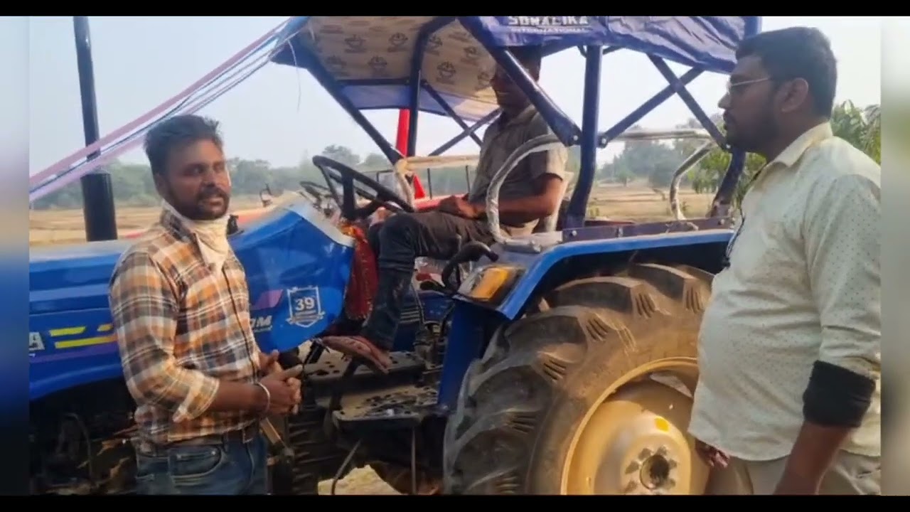 SONALIKA DI 35 RX V/S MAHINDRA 275 DI TU PP 