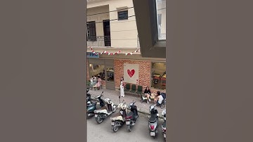 GIỚI TRẺ GIỜ CỨ THÍCH CHECKIN Ở NHỮNG NƠI VỚ VẨN NÀY NHỈ , MỌI NGƯỜI CÓ THẤY CHỖ NÀY ĐẸP KHÔNG ?