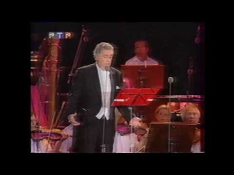 Video: Plácido Domingo Bryder Tavsheden Ved Beskyldninger Om Chikane