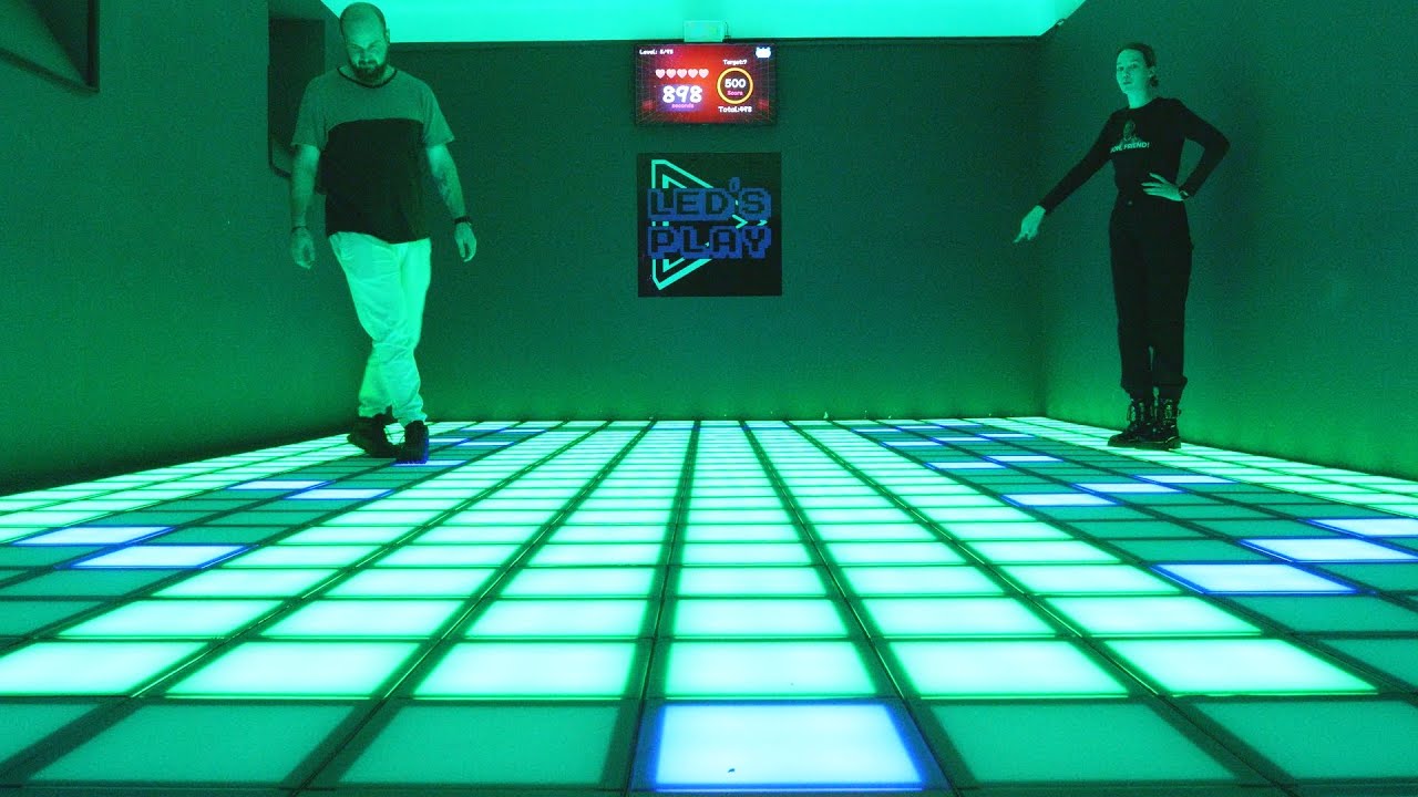 Kipróbáltuk a győri LED's Play játékarénát