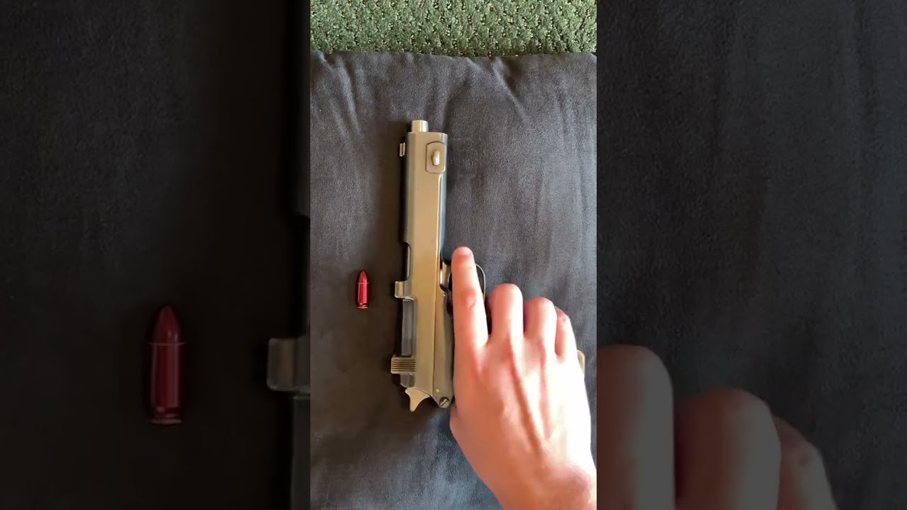 Giving myself Steyr Hahn thumb