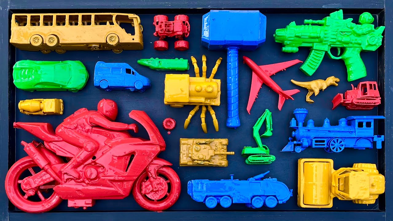 Membersihkan Mainan Mobil Balap,Kereta Api, Bus Telolet, Truk Molen, Tank Baja, Beko Excavator.