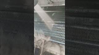 Limpieza de Cerpenrines en la Unidad Evaporadora #tips #hvac #hvaclife #climatizacion #mantenimiento