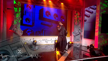 Vusi Nova Performs ‘Iyho’ — Massive Music | Channel O