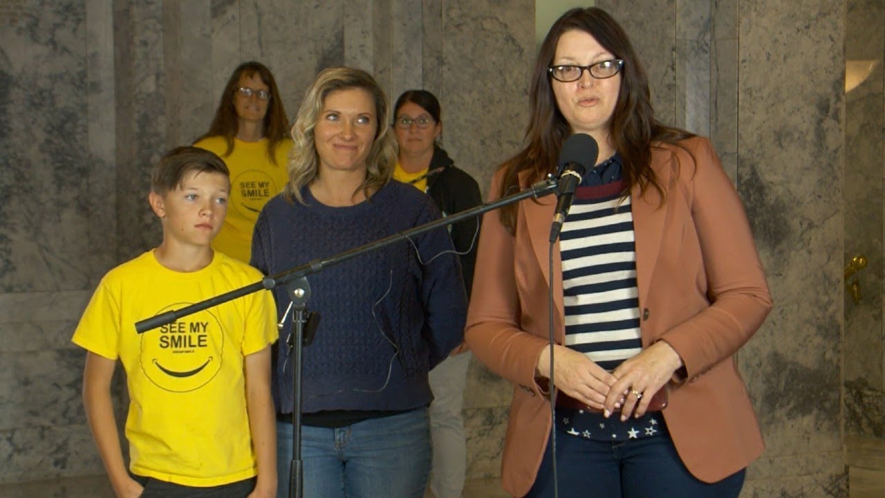 Utah parents group continues push to end school mask mandate - YouTube