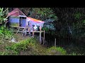 Camping diguyur hujan lebat di tepi sungai.menginap di shelter yg hangat.