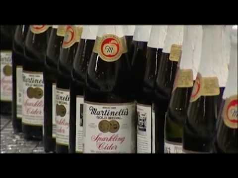 Martinelli S In Watsonville Sparkling Apple Cider Youtube