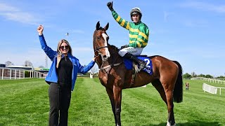Vidéo de la course PMU KPMG CHAMPION NOVICE HURDLE